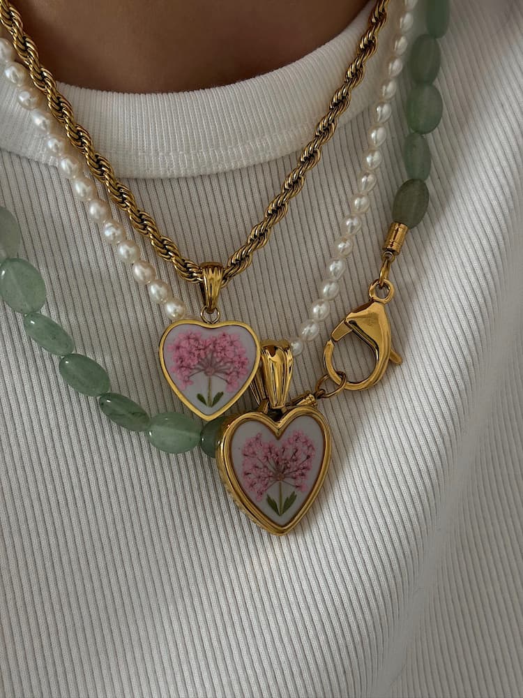 Semia Necklace