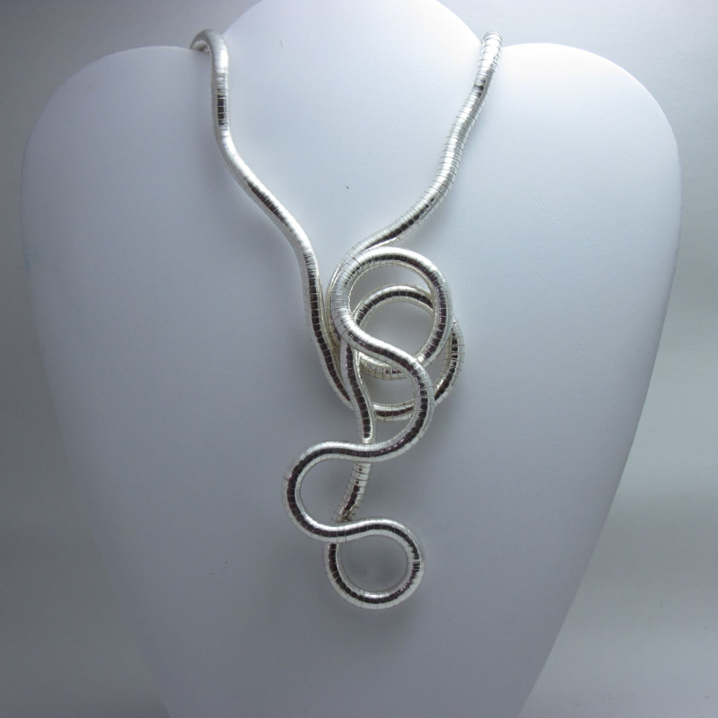 Infinite shapes necklace