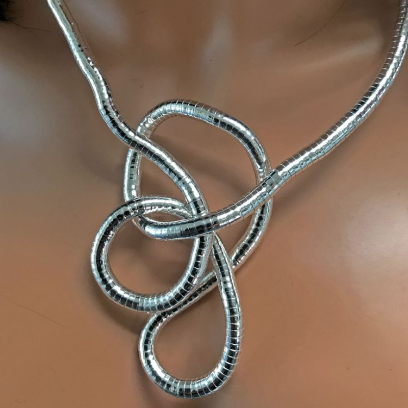 Infinite shapes necklace